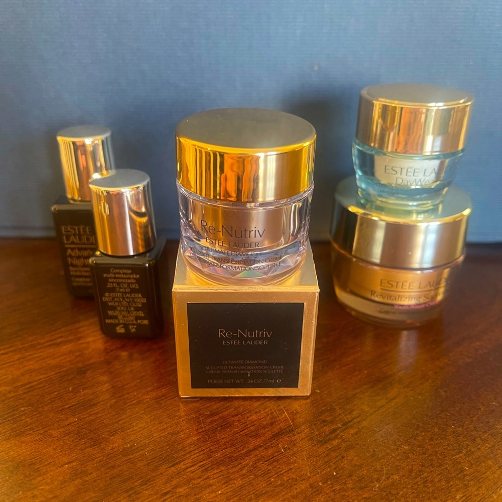 Estée Lauder Bundle- including Tote!